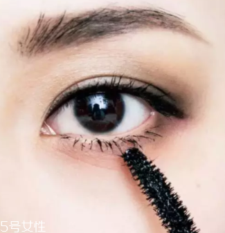 過年涂什么口紅？這些唇色讓親屬夸你好看