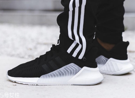 運(yùn)動(dòng)鞋為什么洗后很臭？運(yùn)動(dòng)鞋洗完還臭的原因