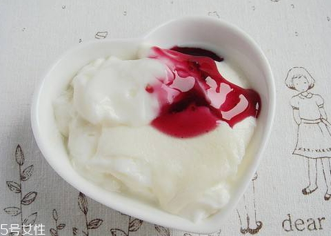 雙皮奶可以加熱嗎 雙皮奶冷吃為宜 雙皮奶可以加熱嗎 雙皮奶冷吃為宜