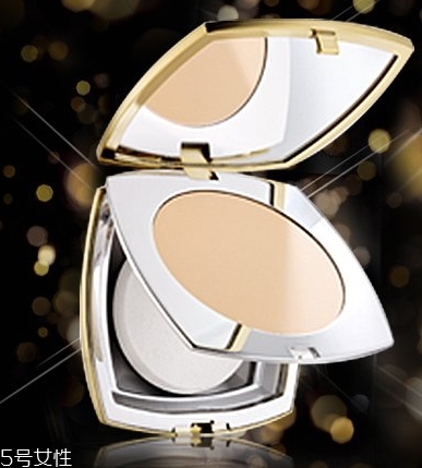 雅詩蘭黛粉餅?zāi)目詈?？補妝定妝的神器