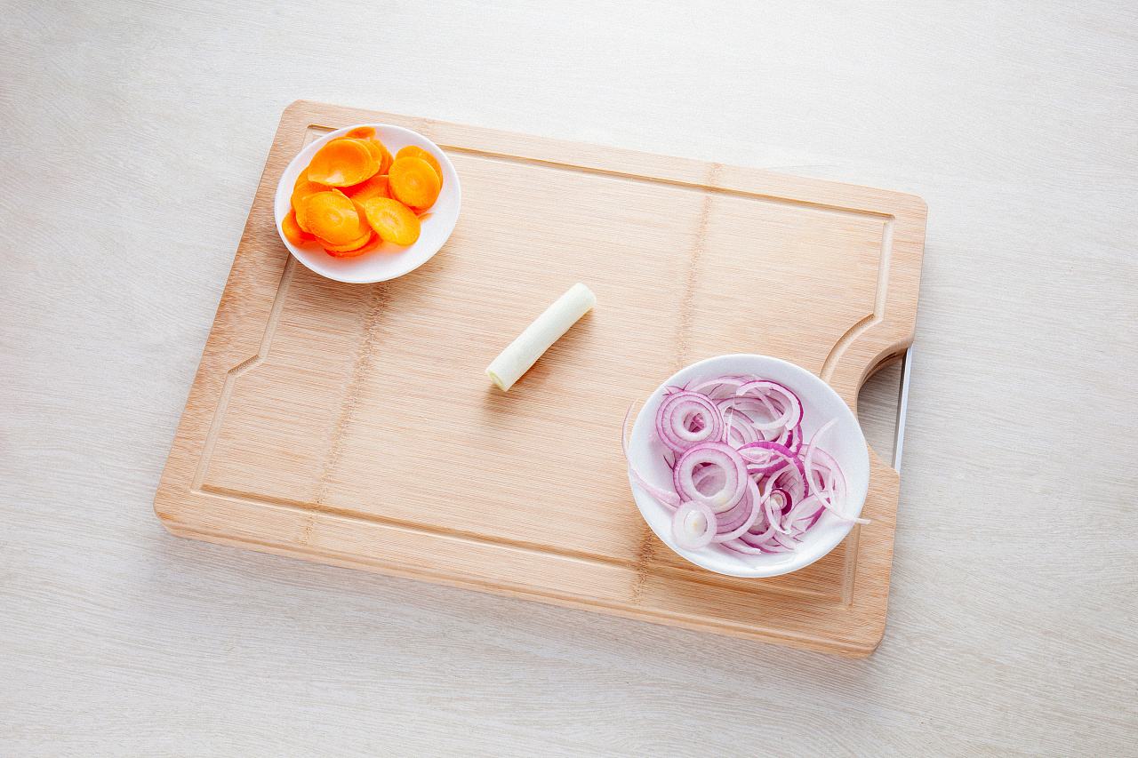 砧板怎么清洗 不同材質不同洗法