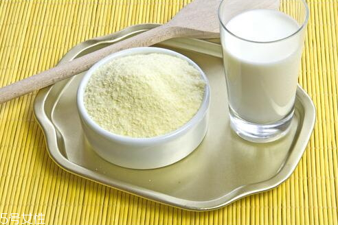 農(nóng)夫山泉能泡奶粉嗎 建議用純凈水 農(nóng)夫山泉能泡奶粉嗎 建議用純凈水