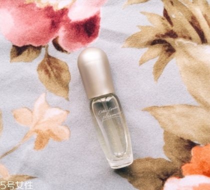 雅詩蘭黛香水怎么樣？提升生活逼格的香水