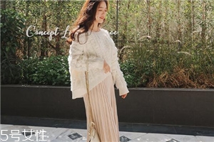 毛衣搭配什么裙子好看？?jī)?yōu)雅迷人過新年