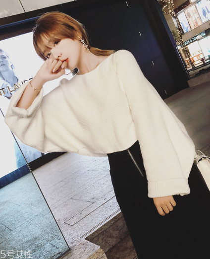 毛衣搭配什么裙子好看？?jī)?yōu)雅迷人過新年