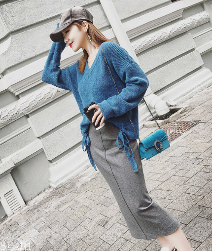 毛衣搭配什么裙子好看？?jī)?yōu)雅迷人過新年