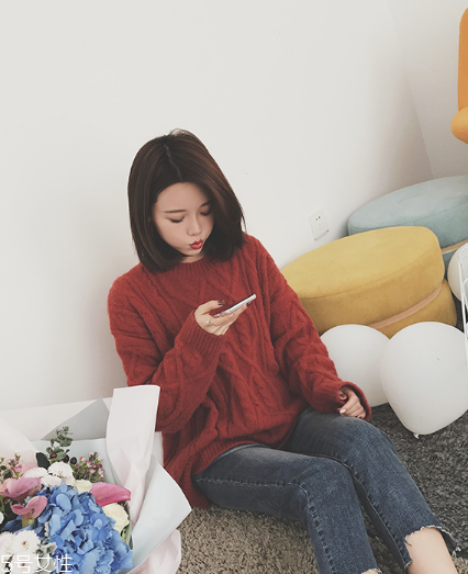 早春穿什么款式毛衣好看？三款毛衣解鎖新時尚