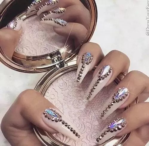 怎么選購韓國化妝品？女生化妝品必備清單