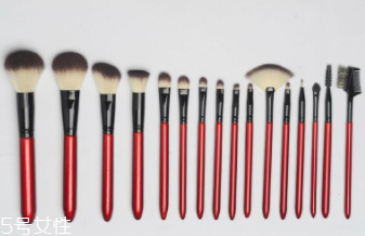 國產(chǎn)化妝刷什么牌子好？盤點(diǎn)那些使用感超好的國產(chǎn)化妝刷