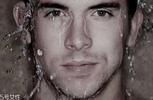 男士護(hù)膚品用什么牌子好？男士護(hù)膚品步驟