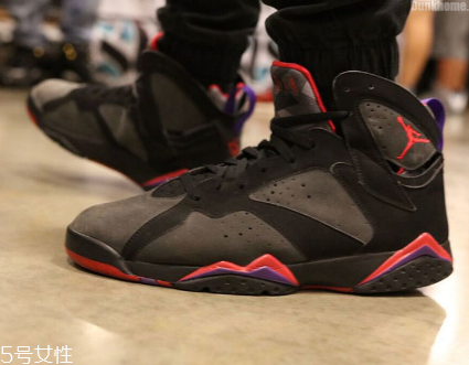 運(yùn)動(dòng)鞋鞋墊什么牌子好？首選大牌鞋墊