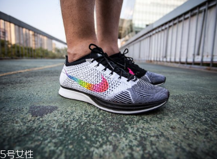 運動鞋網(wǎng)面好還是皮面好？各有各的優(yōu)點