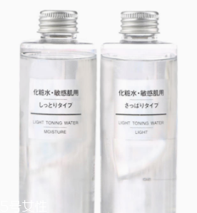 油痘皮適合什么護膚品？控油爽膚水不能少