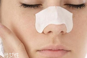 去黑頭面膜多久用一次？撕拉式和泥質頻次不同