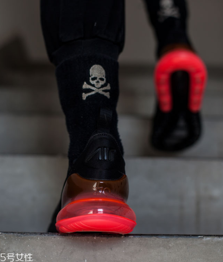 nike air max 270開箱測評 帶你感受耐克史上最厚氣墊鞋 nike air max 270開箱測評 帶你感受耐克史上最厚氣墊鞋