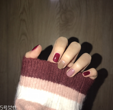 今年最流行的美甲款式 超顯手白的氣質可愛美甲 今年最流行的美甲款式 超顯手白的氣質可愛美甲