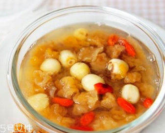 金耳怎么吃？金耳的做法