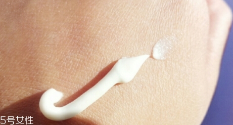 lamer海藍之謎和希思黎哪個好？比較一下兩者檔次