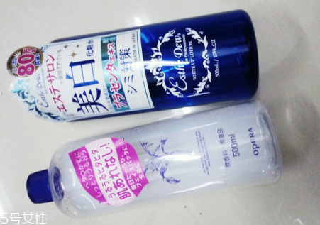 日本櫻桃水好用還是薏仁水好用？高性價(jià)比的化妝水