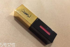 ysl圣羅蘭鏡面唇釉#12評(píng)測(cè) 草莓粉軟妹神器 ysl圣羅蘭鏡面唇釉#12評(píng)測(cè) 草莓粉軟妹神器