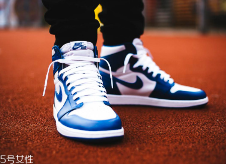 運動鞋有折痕印怎么辦？巧用雞蛋清來解決