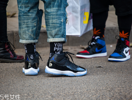 運(yùn)動(dòng)鞋什么顏色最百搭？基礎(chǔ)款必須人手一雙