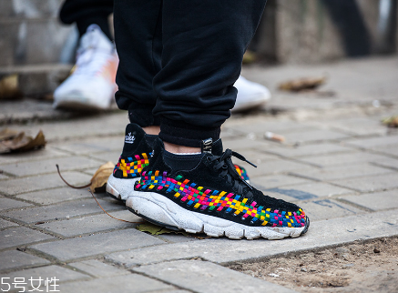 運動鞋適合穿什么襪子？棉質(zhì)襪子最好