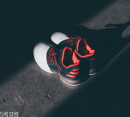 運動鞋225是多少碼？再也不用擔(dān)心選錯尺碼