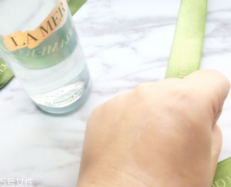 lamer海藍之謎和雪花秀哪個好？