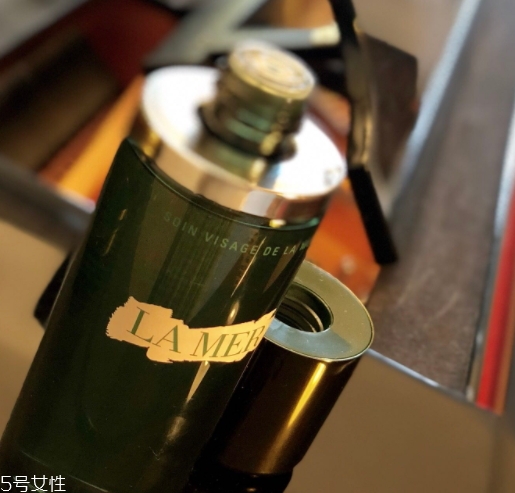 lamer海藍(lán)之謎和pola哪個(gè)好？