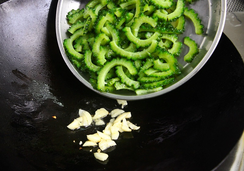 青菜怎么炒好吃又不變色 5種炒法好看又好吃 青菜怎么炒好吃又不變色 5種炒法好看又好吃