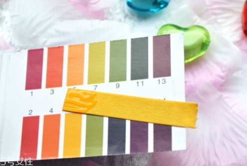 海藍(lán)之謎精華液多少錢？