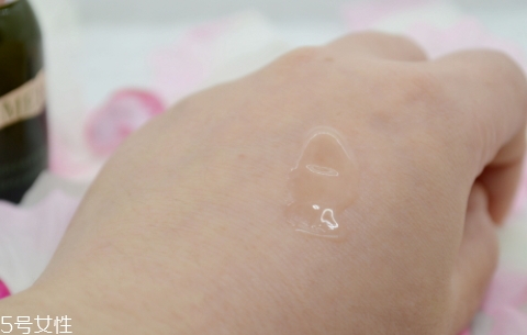 海藍(lán)之謎精華液多少錢？