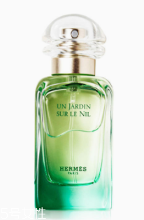 男士香水怎么噴效果最好？4種噴法告別平庸