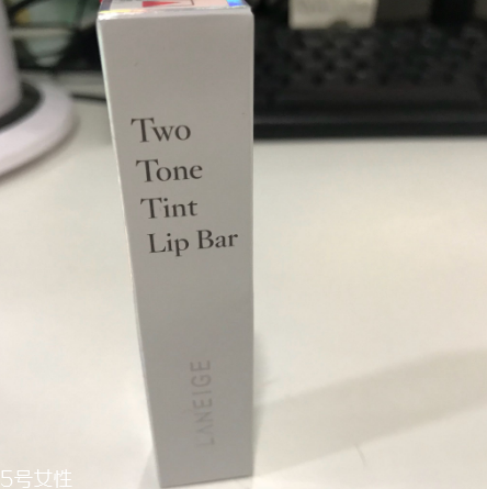 蘭芝新品V型雙色唇膏好用嗎 金福南同款口紅 蘭芝新品V型雙色唇膏好用嗎 金福南同款口紅