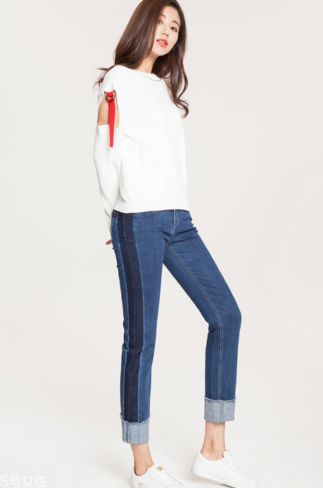 牛仔褲什么款式好看？2022最流行的牛仔褲