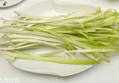 鍋貼怎么做才香脆好吃 外皮酥脆內(nèi)餡爆汁 鍋貼怎么做才香脆好吃 外皮酥脆內(nèi)餡爆汁