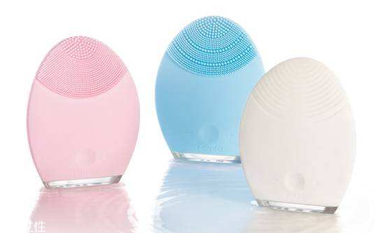 luna潔面儀第一次充電要多久？潔面儀不要跟人共用