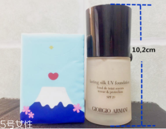 阿瑪尼粉底液脫妝嗎？4小時(shí)后要補(bǔ)妝