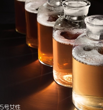 lamer海藍之謎潔面凝露怎么用？