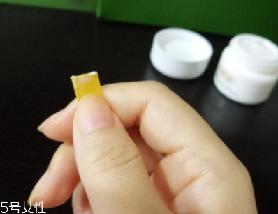 lamer海藍(lán)之謎乳霜怎么用？比海藍(lán)之謎面霜更清透