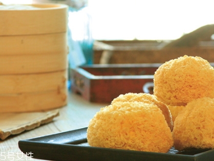 丑耳的功效與作用 營(yíng)養(yǎng)價(jià)值是銀耳的幾倍 丑耳的功效與作用 營(yíng)養(yǎng)價(jià)值是銀耳的幾倍