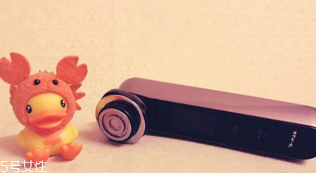 yaman美容儀和refa哪個好 最火的兩款美容儀 yaman美容儀和refa哪個好 最火的兩款美容儀