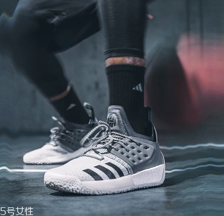 運(yùn)動鞋洗完怎么晾曬？不要過度暴曬