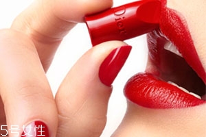 迪奧和圣羅蘭口紅哪個(gè)好？dior和ysl口紅對(duì)比