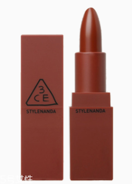 絲絨口紅和啞光哪個(gè)好？正式場(chǎng)合用啞光