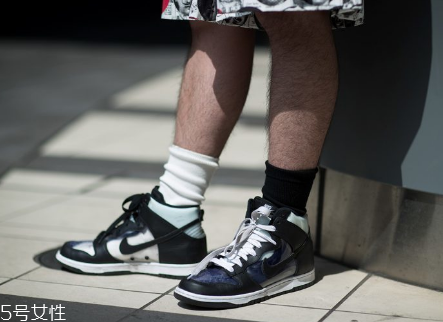 運動鞋能撐大嗎？可以用撐鞋器