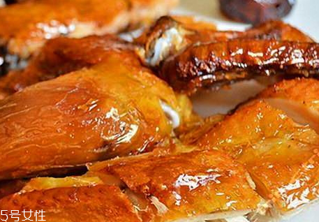 燒雞用熱水還是冷水 做法步驟 燒雞用熱水還是冷水 做法步驟