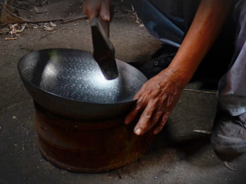 章丘鐵鍋哪個(gè)牌子好？舌尖3同款章丘鐵鍋