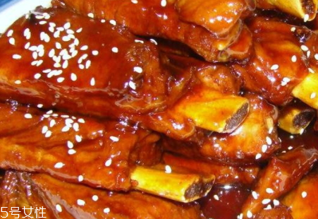 紅燒排骨為什么柴和硬 紅燒排骨為什么柴和硬